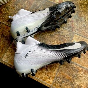 NIKE FOOTBALL VAPOR UNTOUCHABLE PRO TD 3 Men's Size 9 US